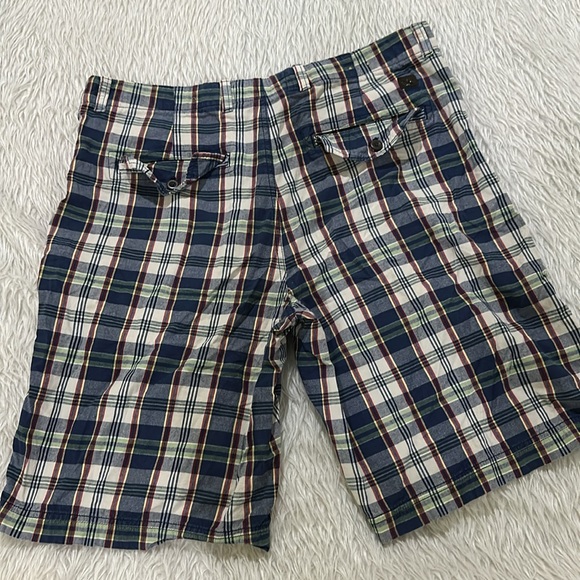 Cluett blue plaid shorts size 36 - Picture 6 of 7